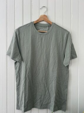 Everlane Crewneck T-Shirt - Sage Green